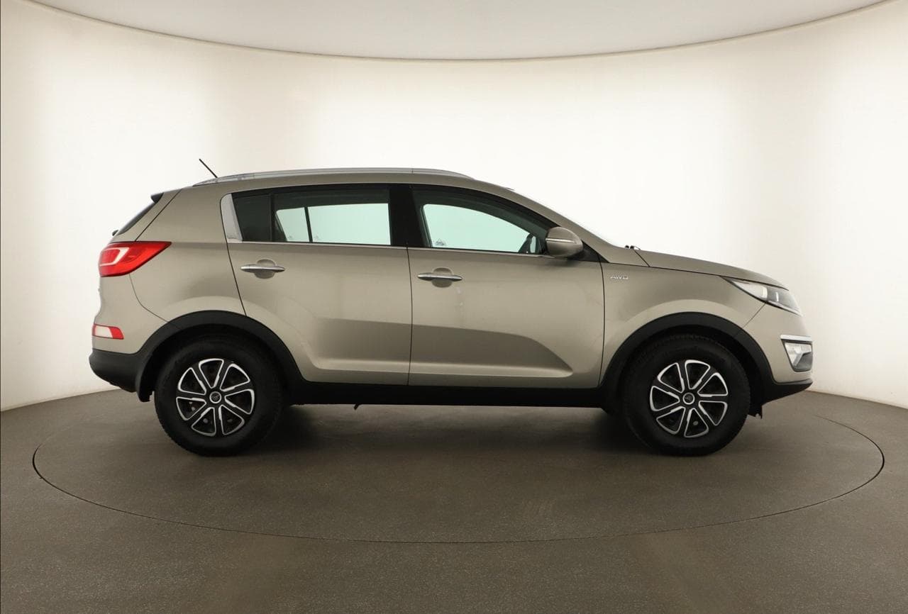 2012 Kia SPORTAGE - 8