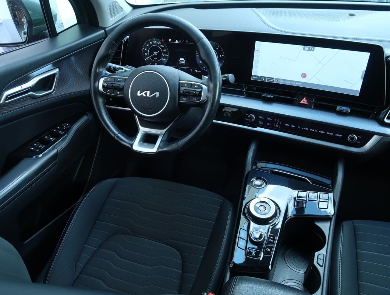 2023 Kia SPORTAGE - 9