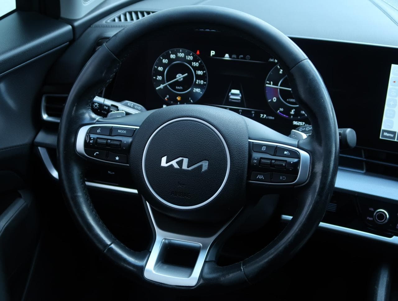 2023 Kia SPORTAGE - 19