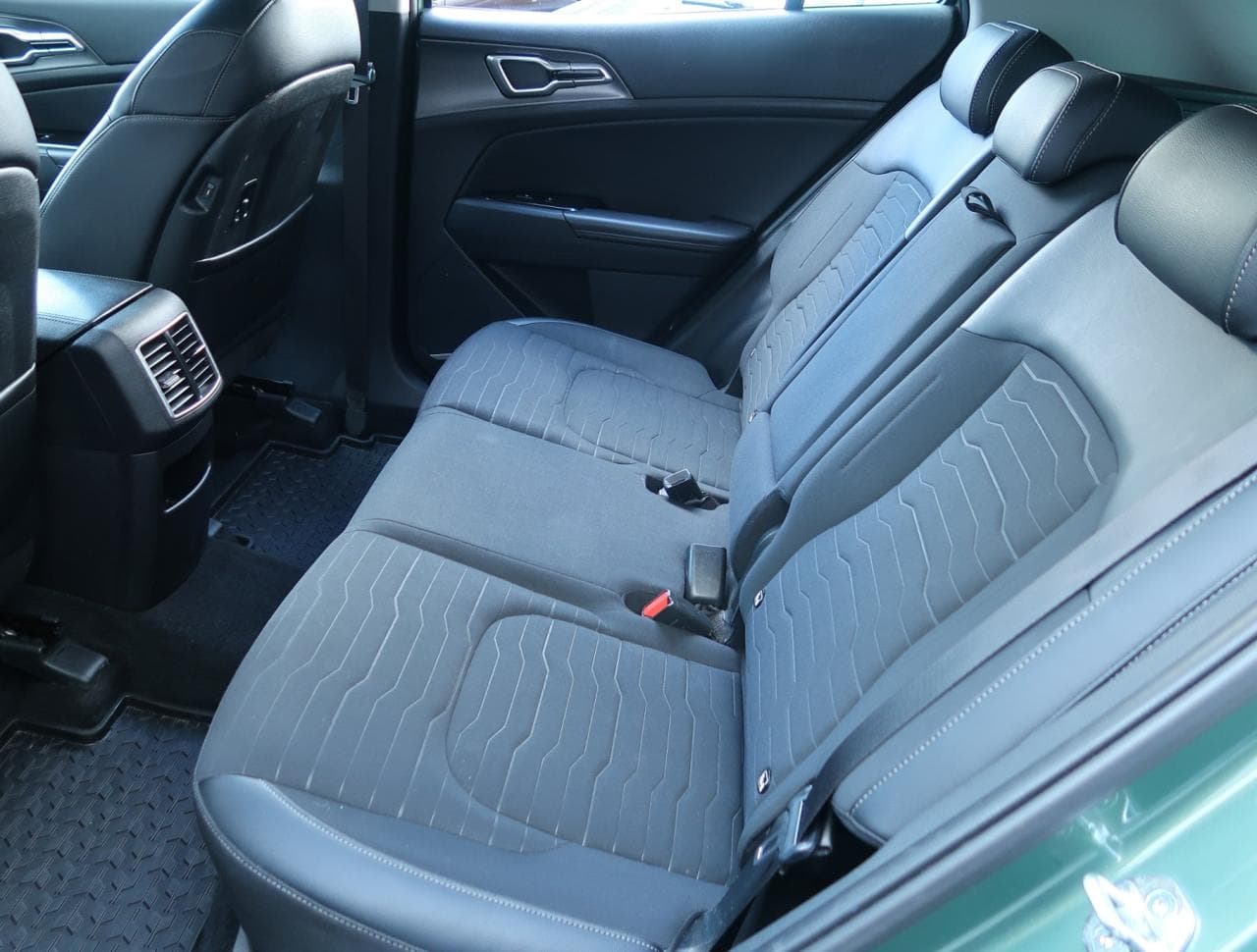 2023 Kia SPORTAGE - 15