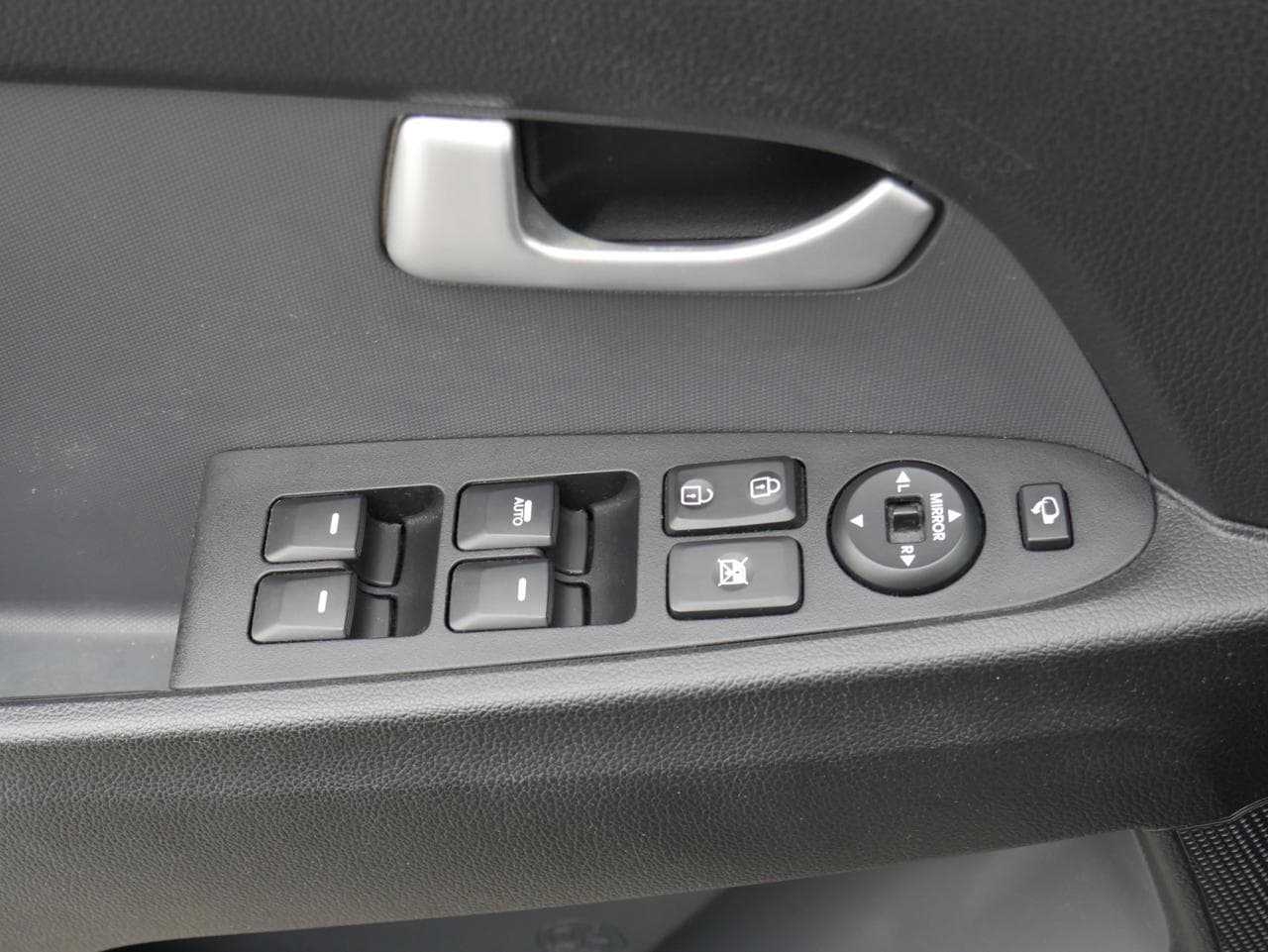 2014 Kia SPORTAGE - 11