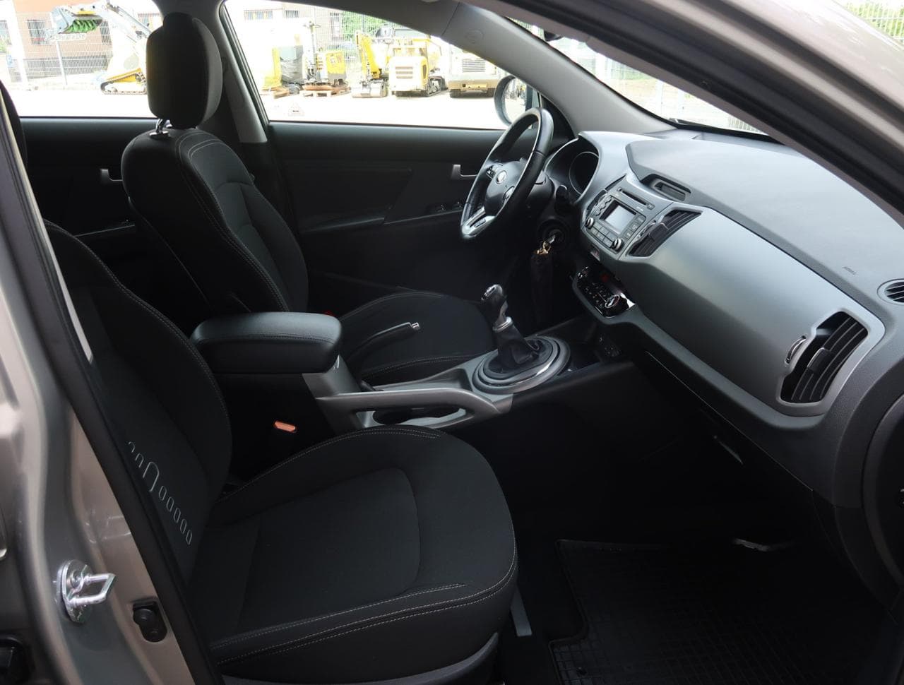 2015 Kia SPORTAGE - 12
