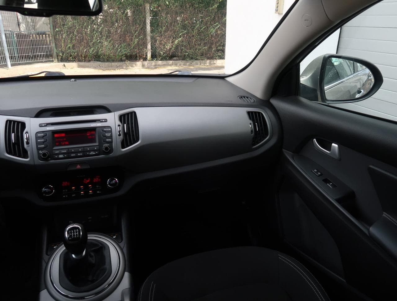 2015 Kia SPORTAGE - 11