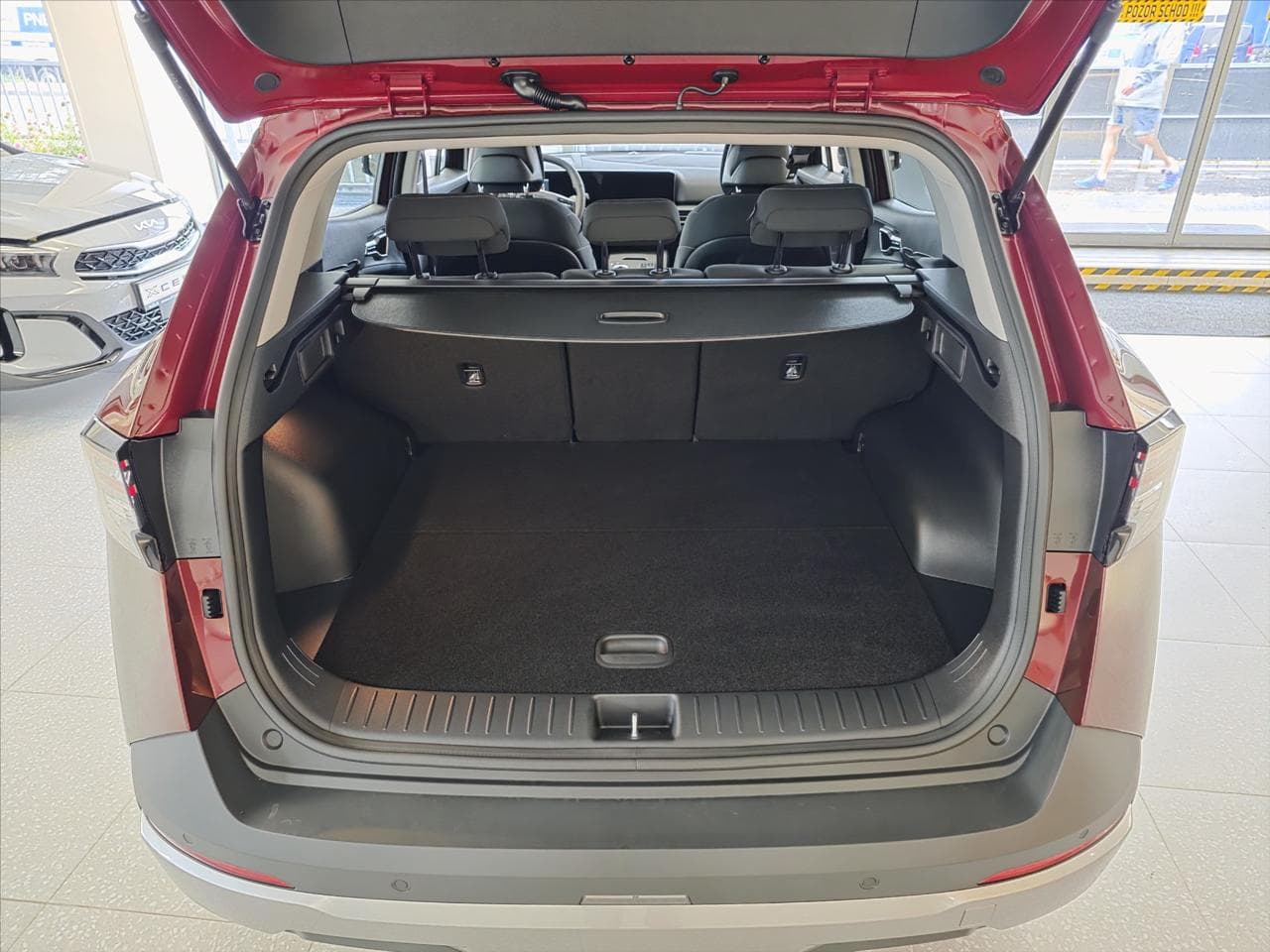 2026 Kia SPORTAGE - 8