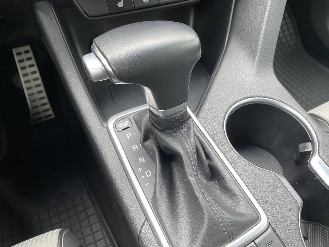 2018 Kia SPORTAGE - 17