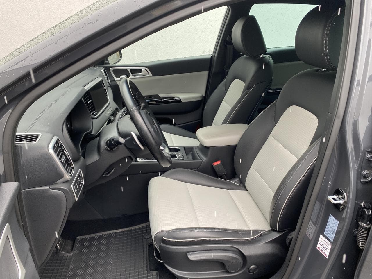 2018 Kia SPORTAGE - 9