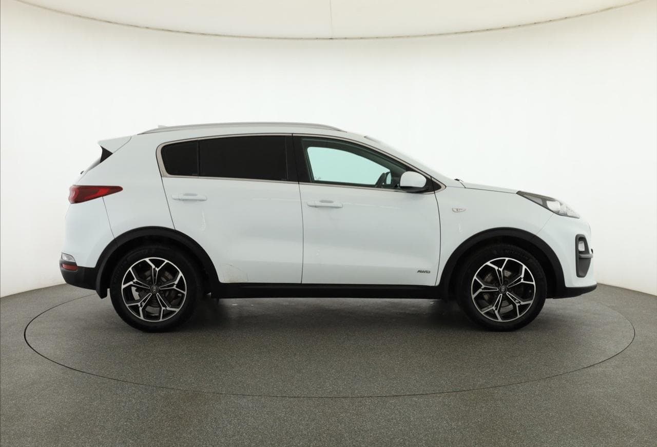 2020 Kia SPORTAGE - 8