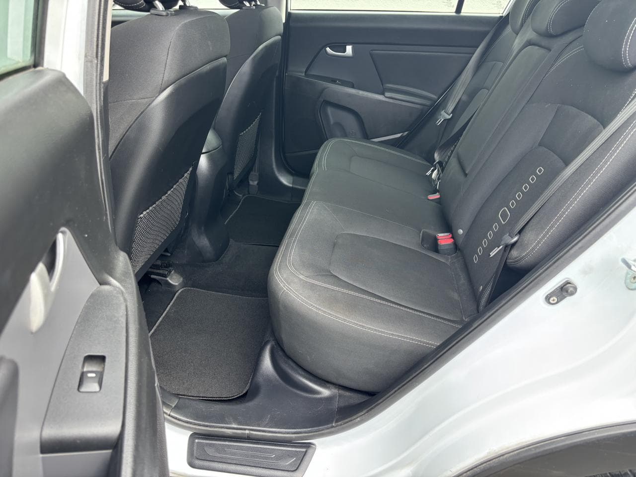 2012 Kia SPORTAGE - 11
