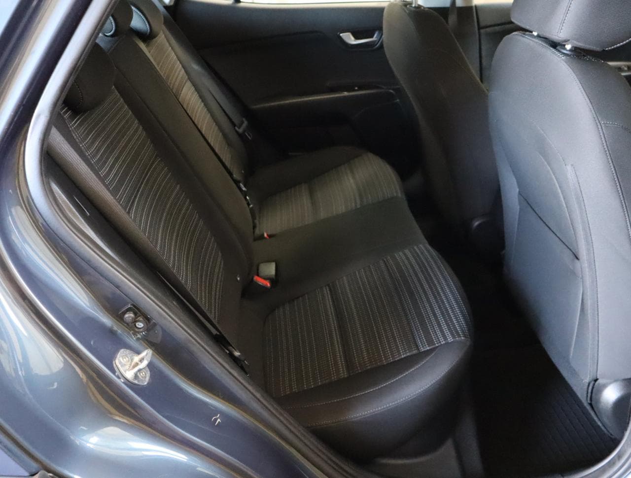 2019 Kia STONIC - 13