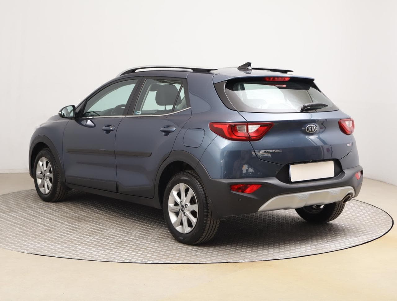 2019 Kia STONIC - 5