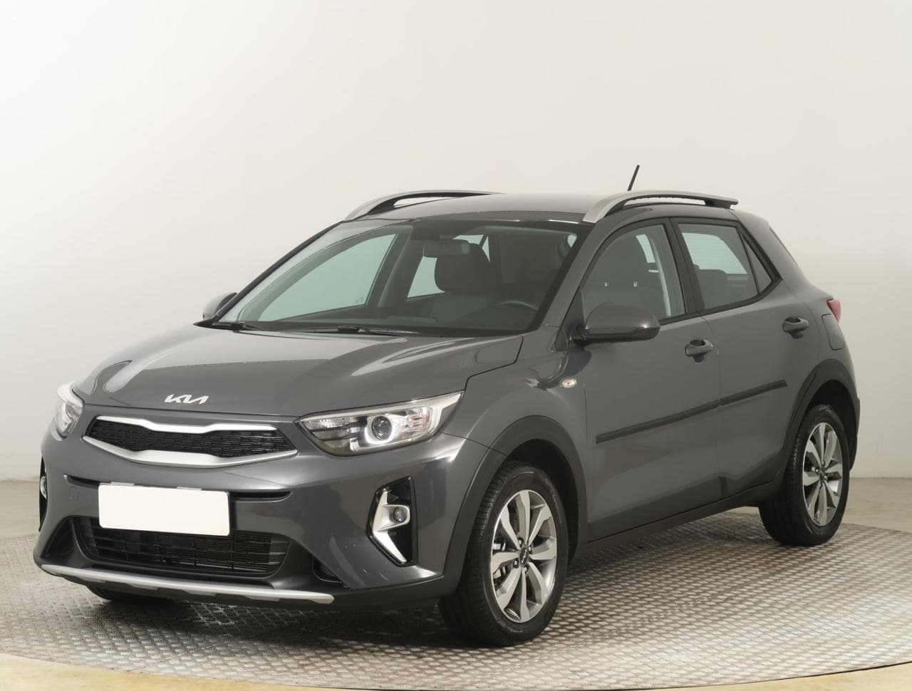 2023 Kia STONIC - 3