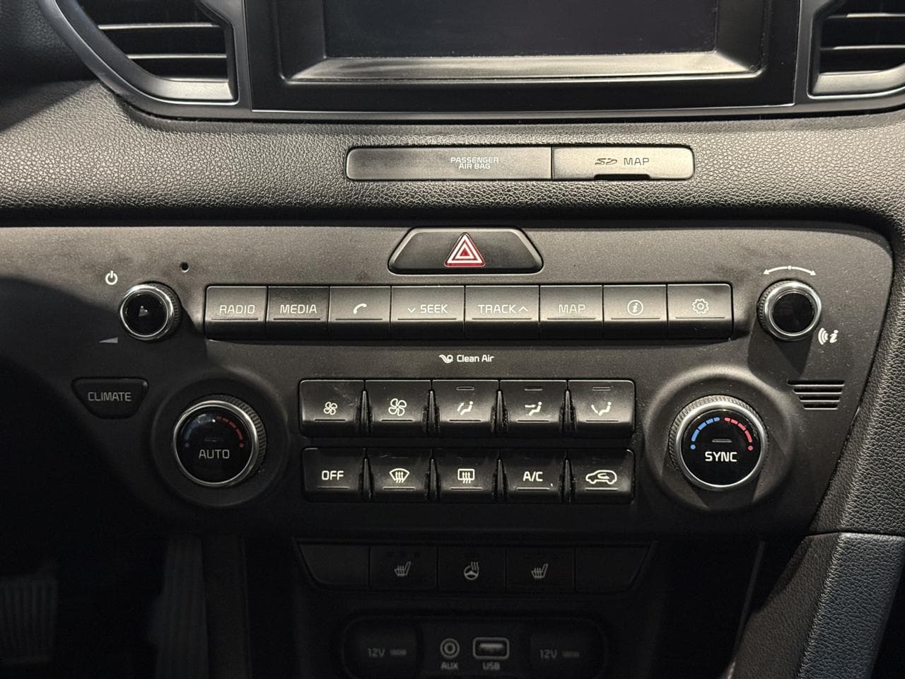 2016 Kia SPORTAGE - 16