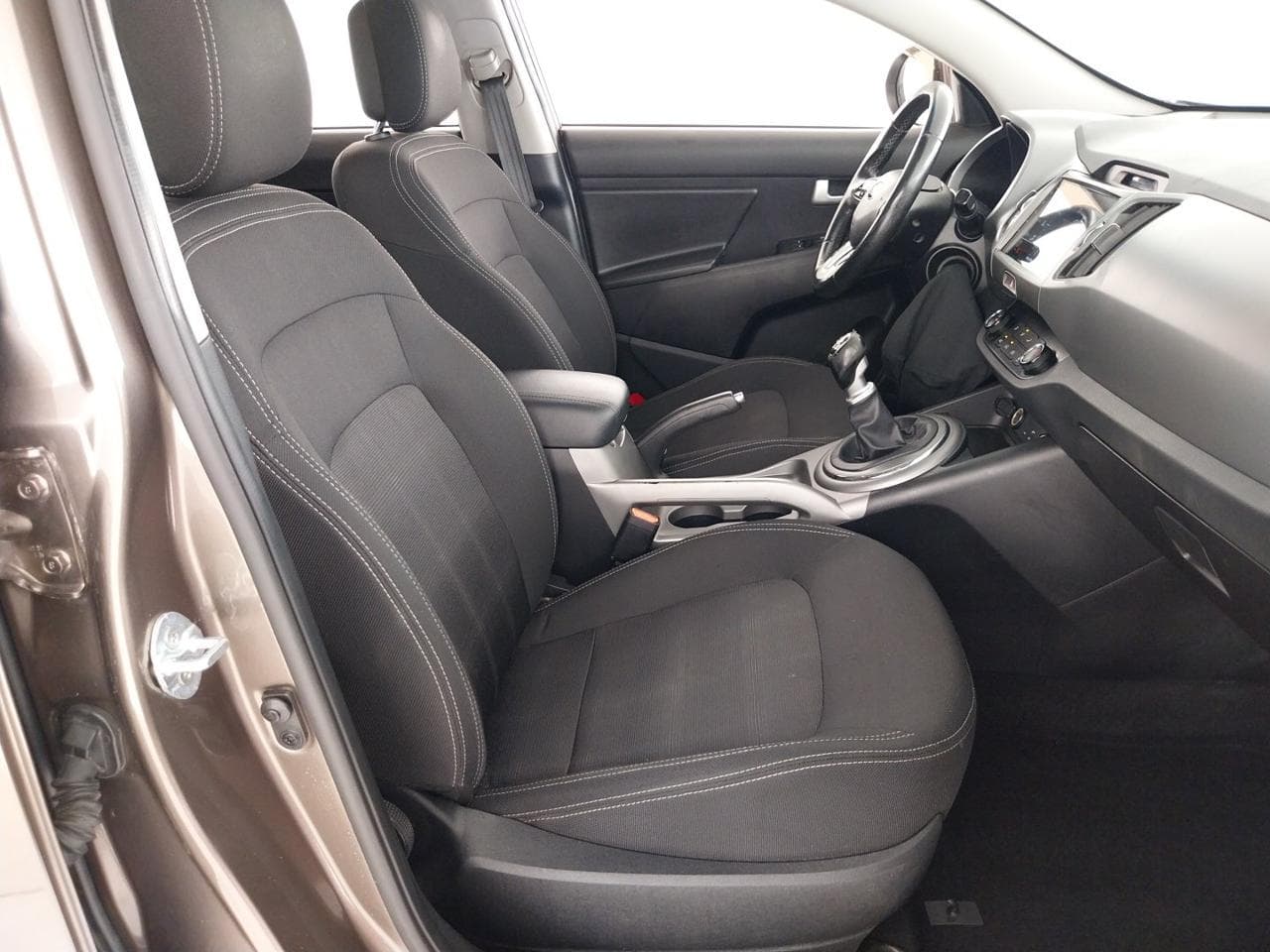 2015 Kia SPORTAGE - 12