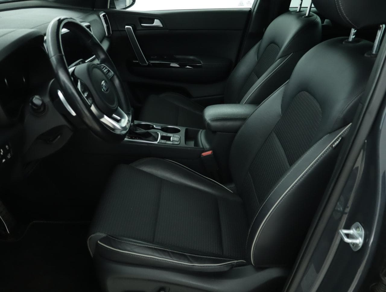 2019 Kia SPORTAGE - 16