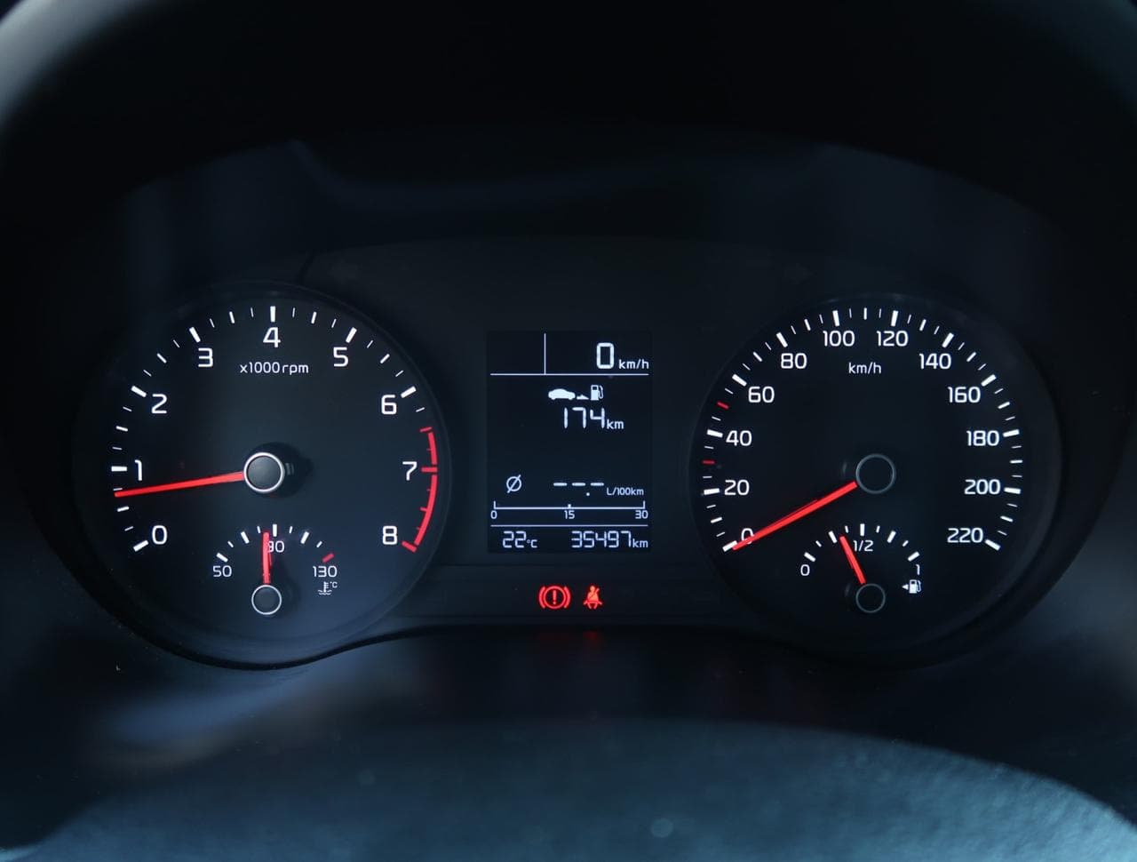 2018 Kia STONIC - 17