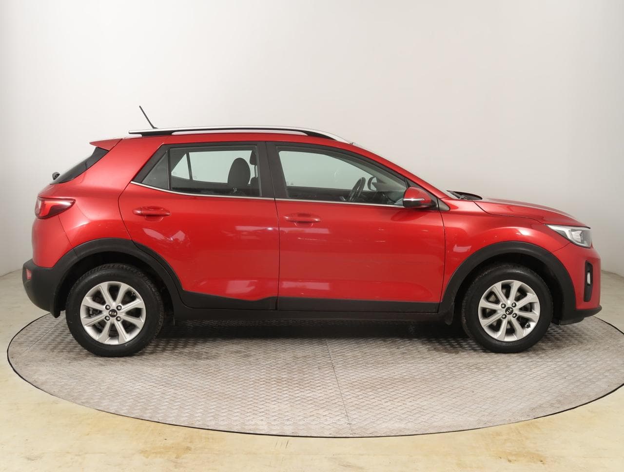 2018 Kia STONIC - 8