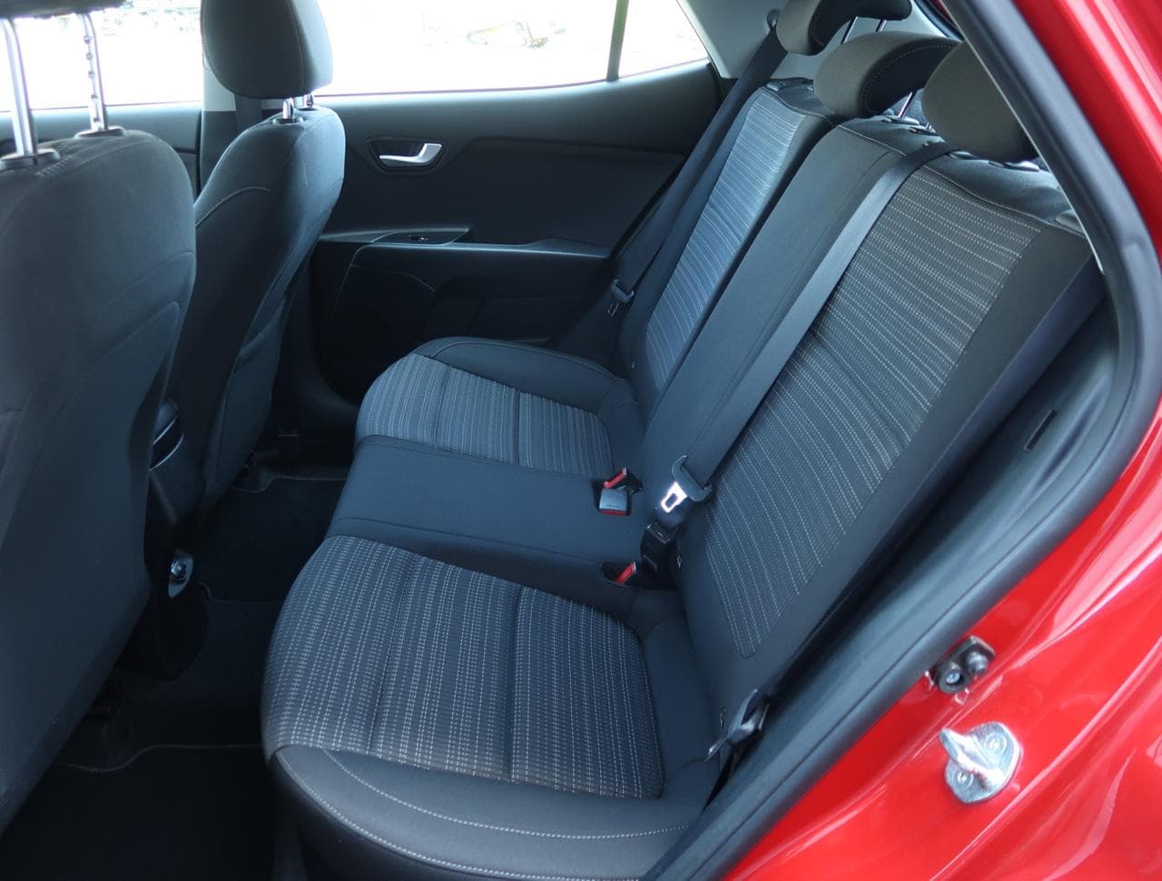 2018 Kia STONIC - 15