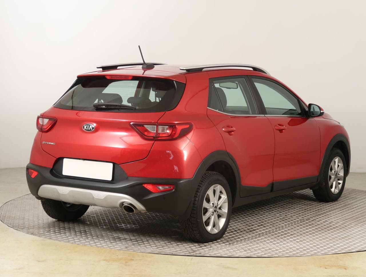 2018 Kia STONIC - 7