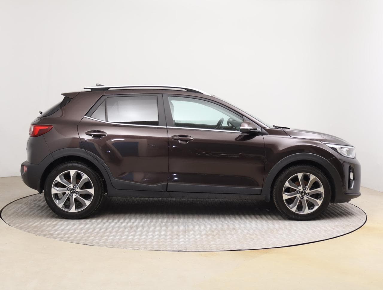 2020 Kia STONIC - 8