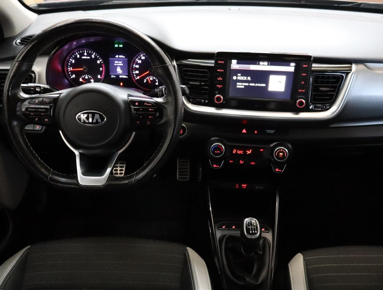 2020 Kia STONIC - 10