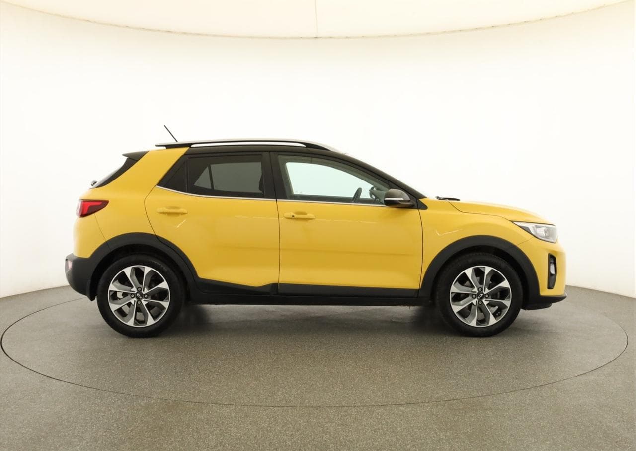 2018 Kia STONIC - 8
