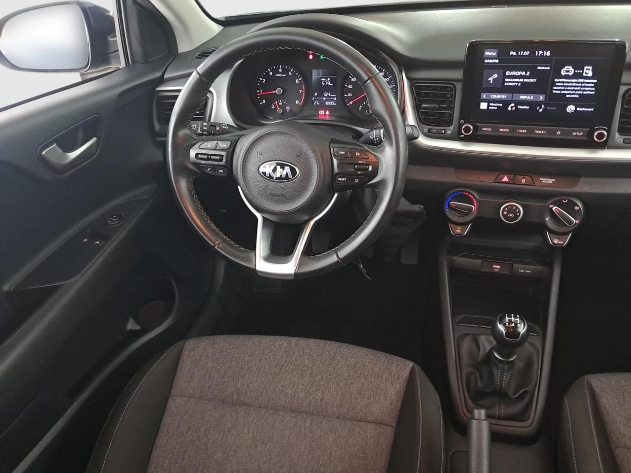 2020 Kia STONIC - 9