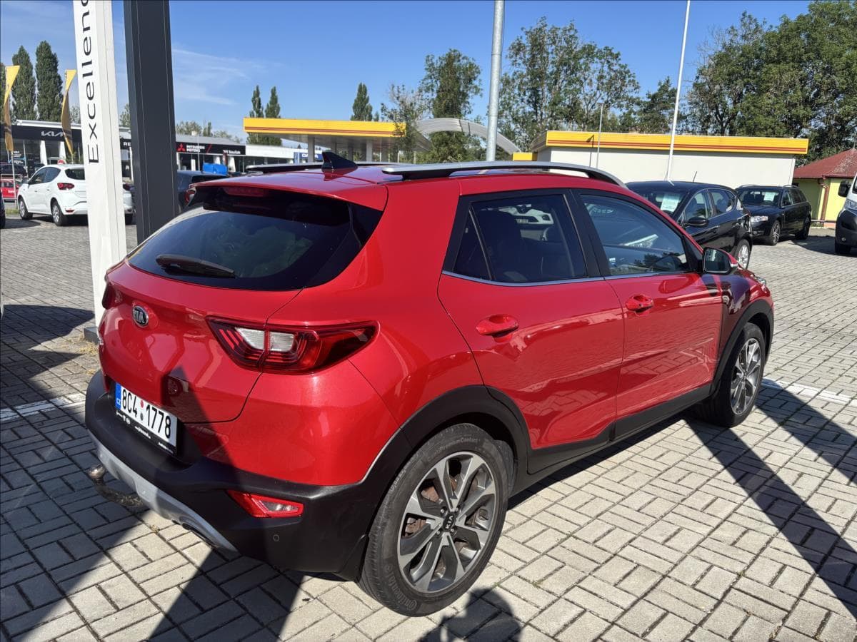 2018 Kia STONIC - 6