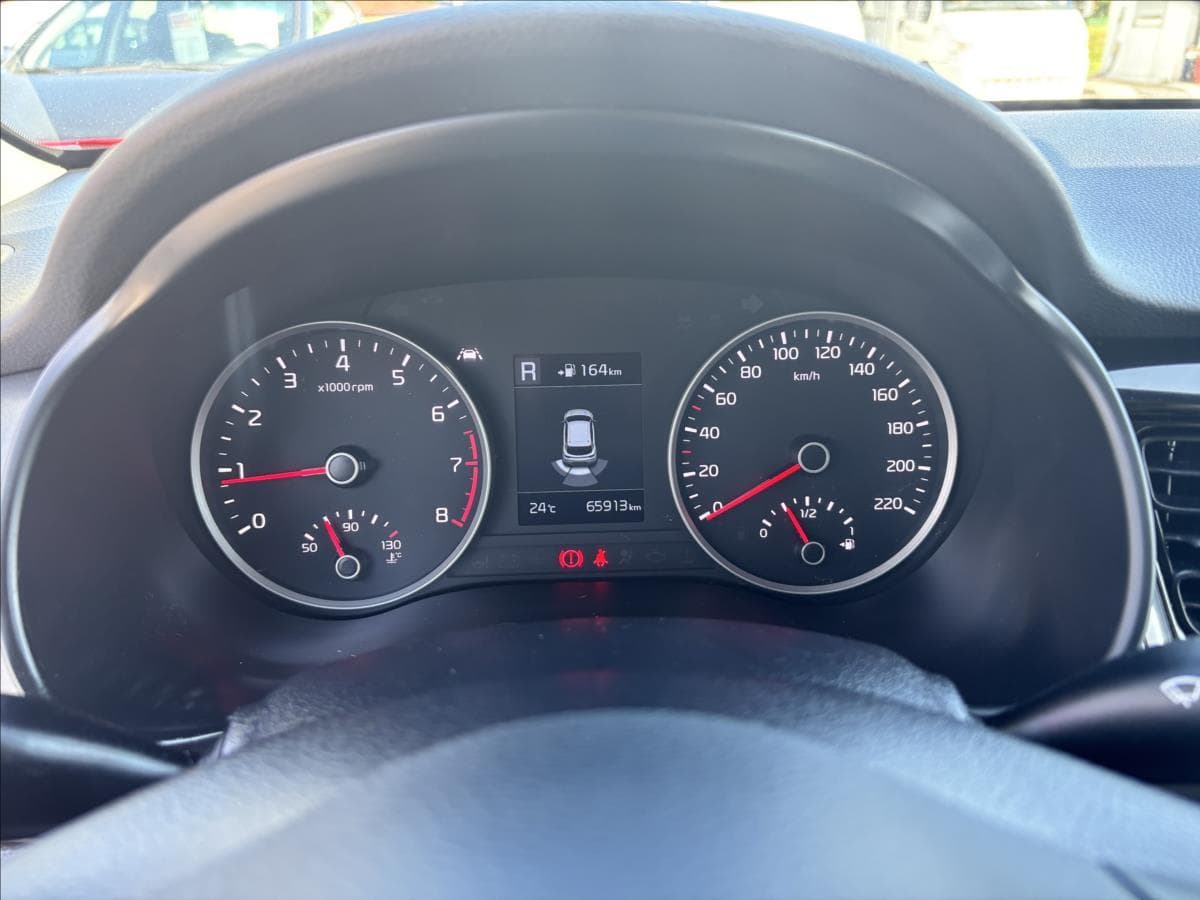 2018 Kia STONIC - 19