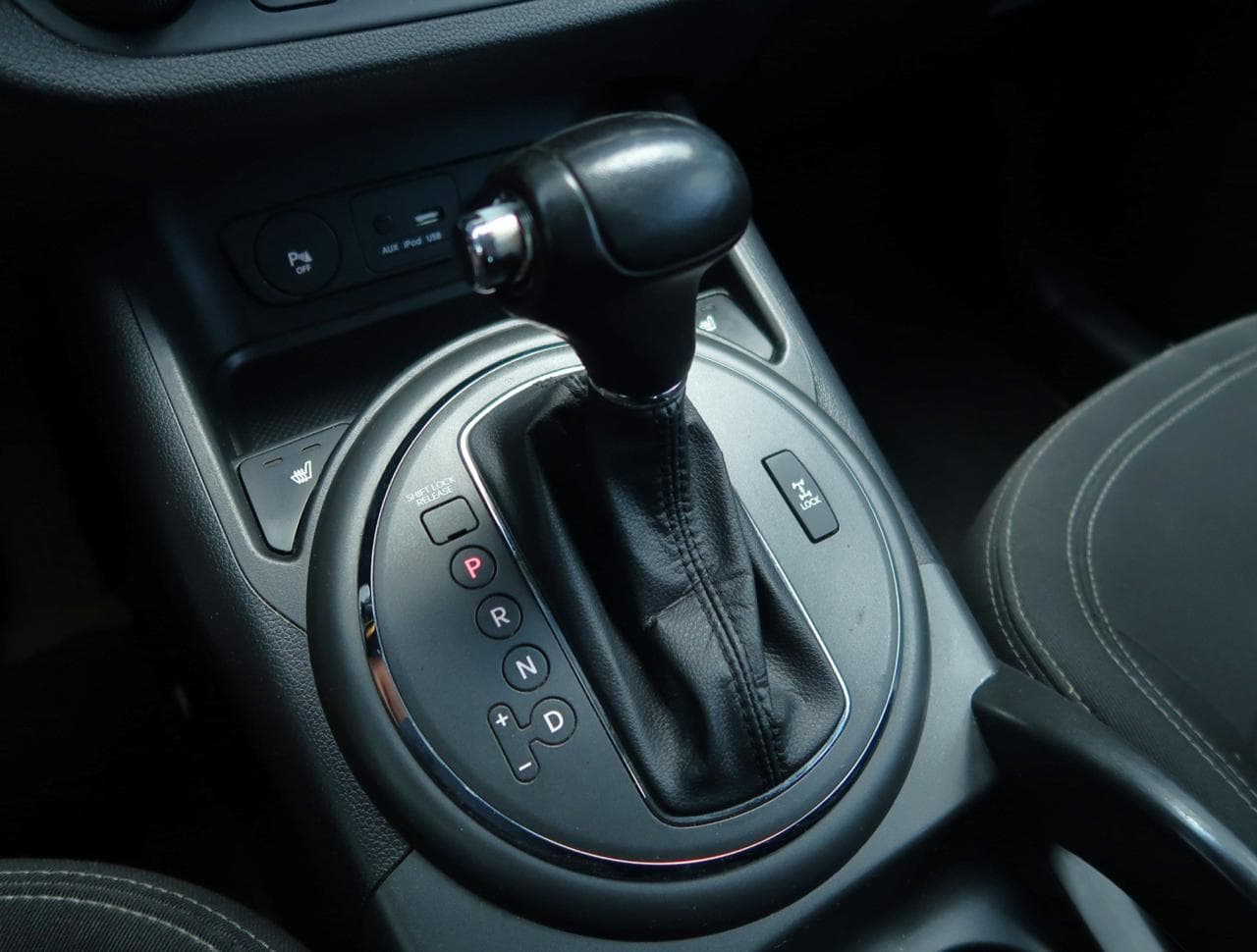2011 Kia SPORTAGE - 19