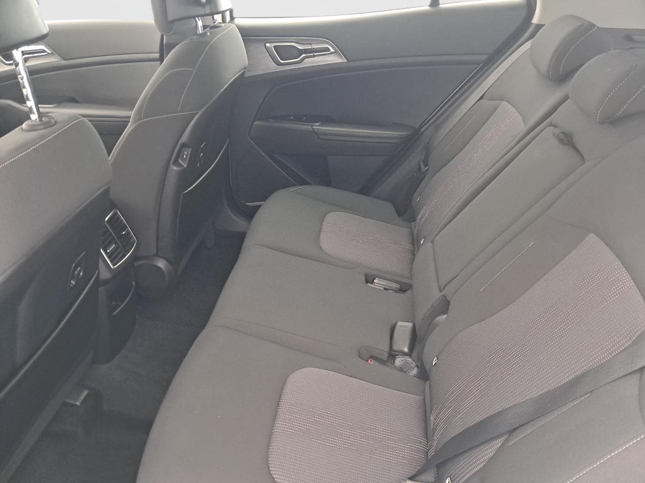 2022 Kia SPORTAGE - 15