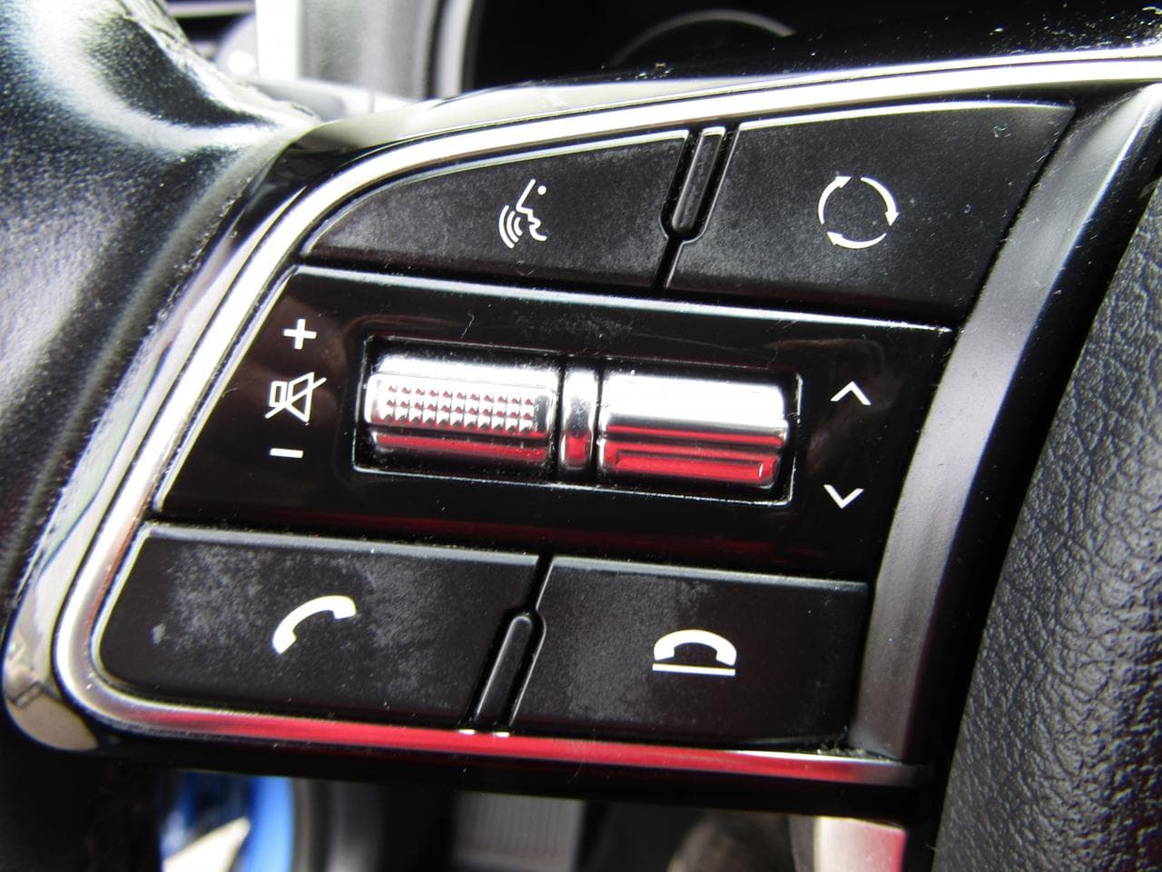 2021 Kia SPORTAGE - 13