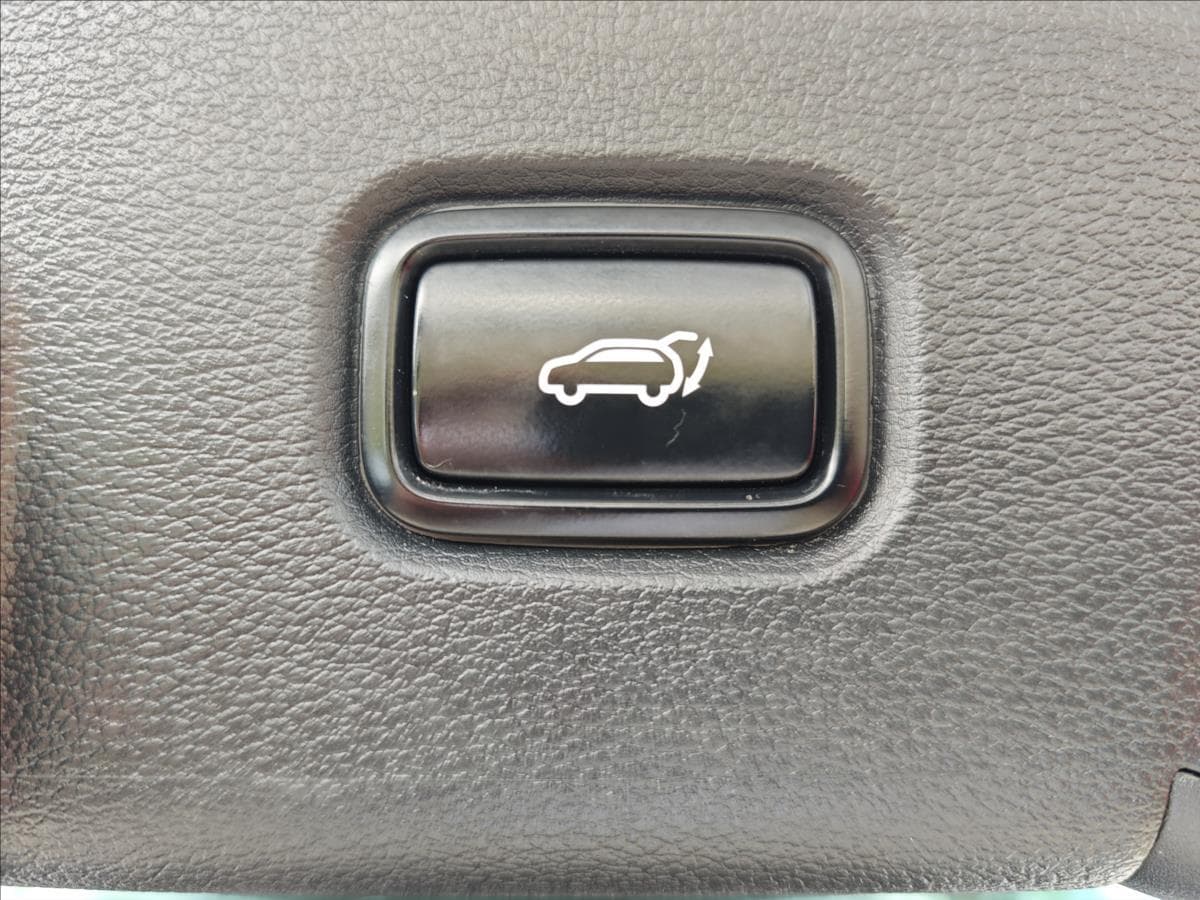 2022 Kia SPORTAGE - 13