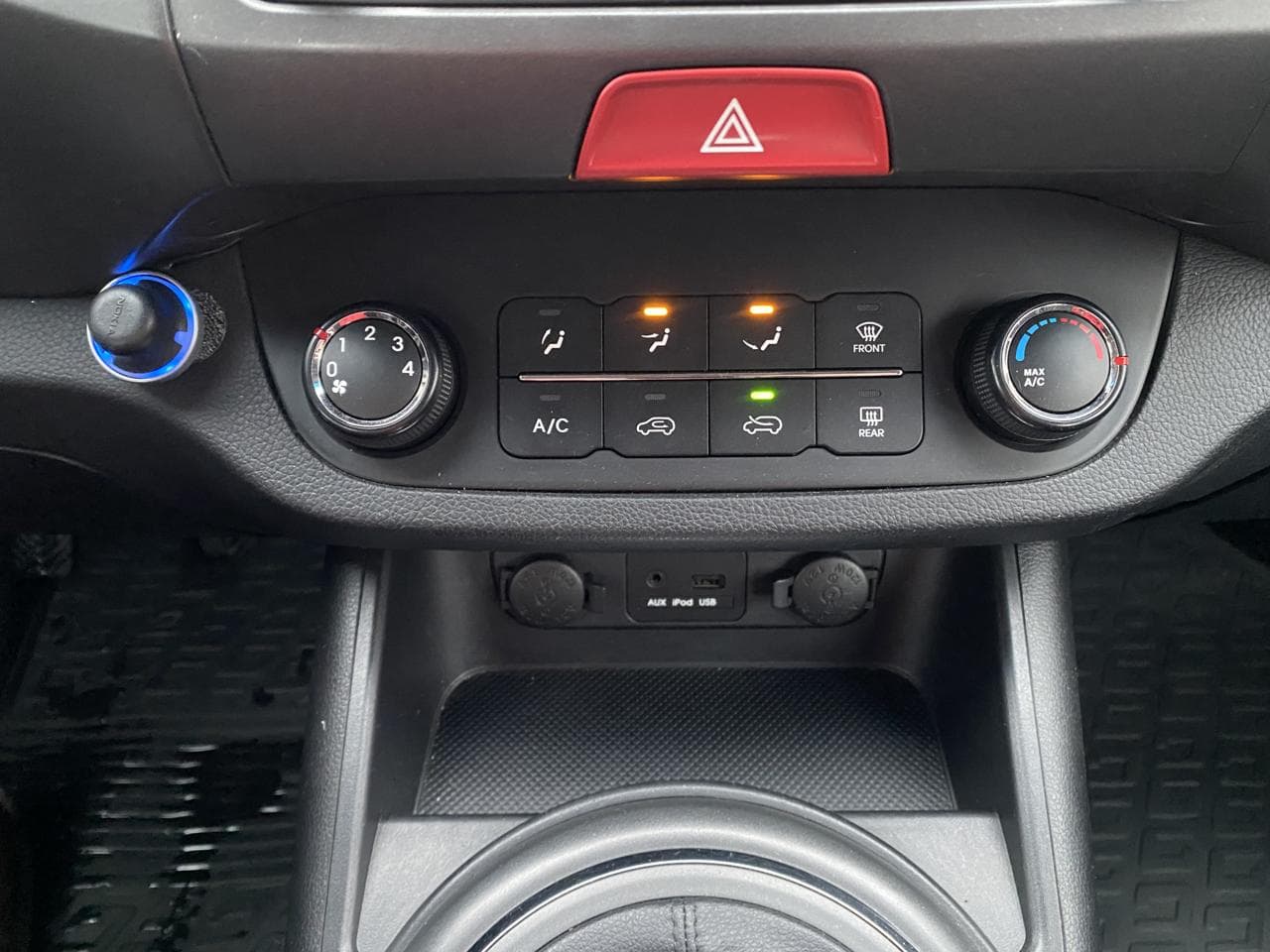 2010 Kia SPORTAGE - 14