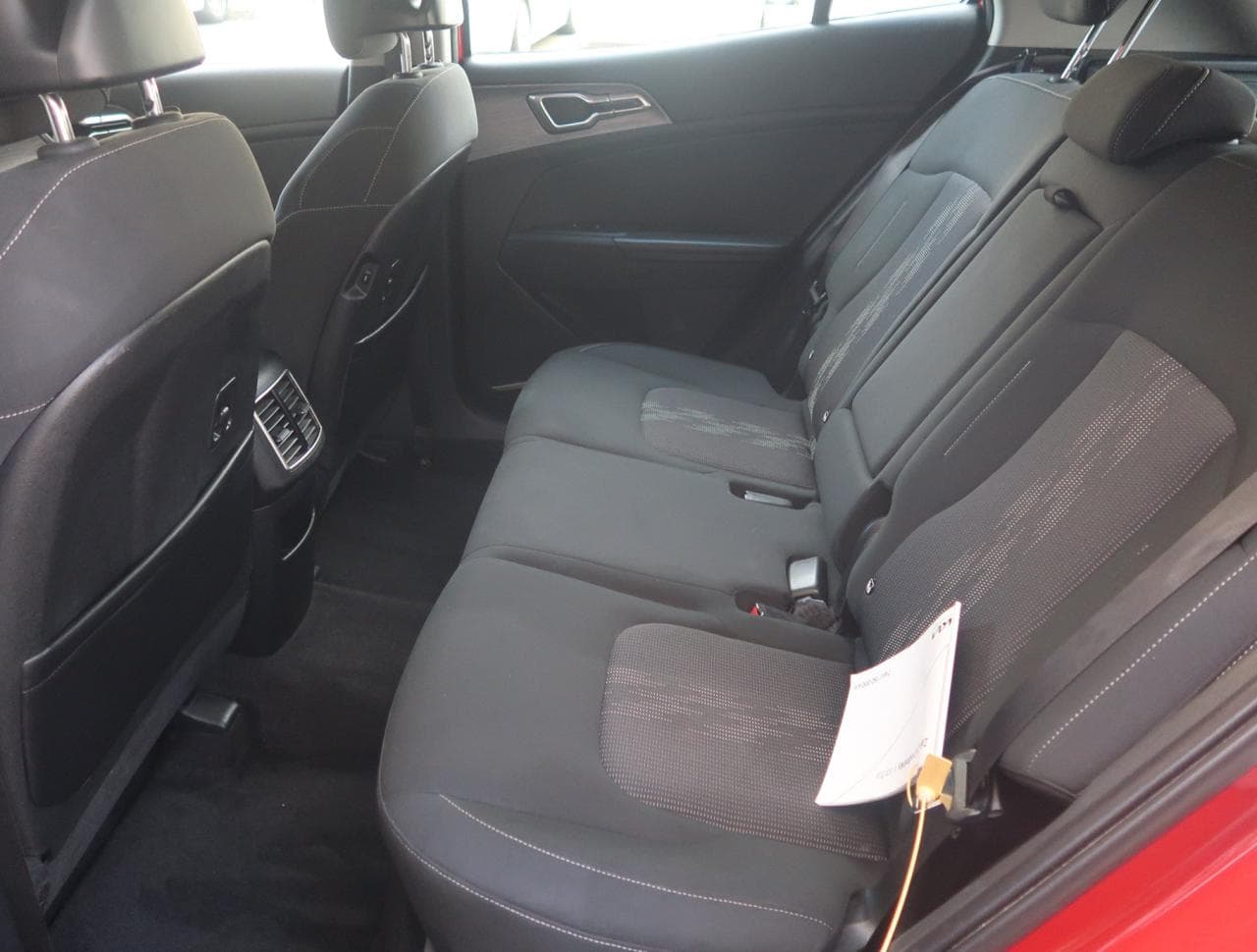2023 Kia SPORTAGE - 15