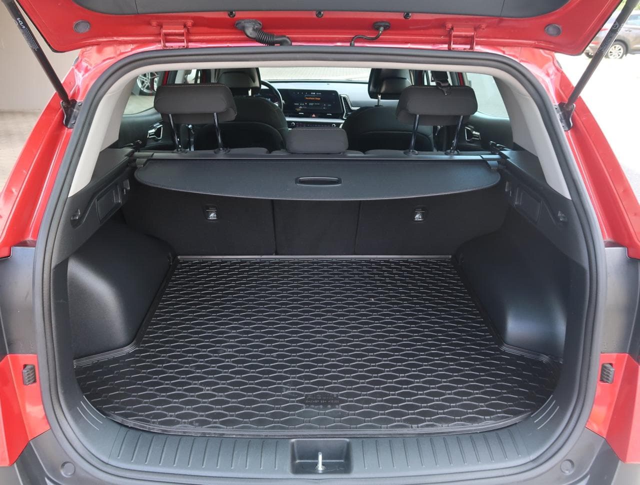 2023 Kia SPORTAGE - 19