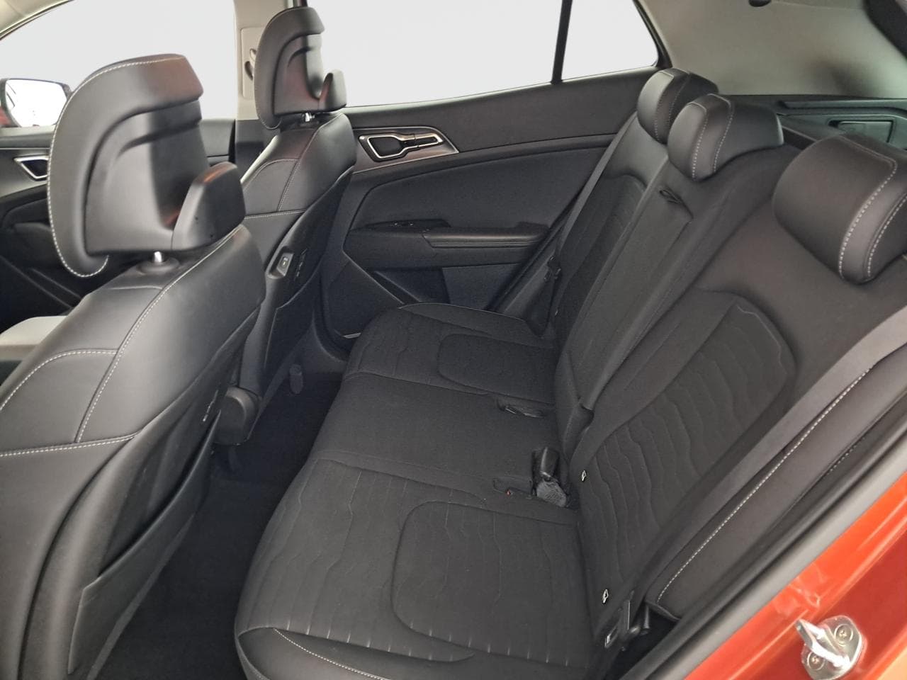 2022 Kia SPORTAGE - 15