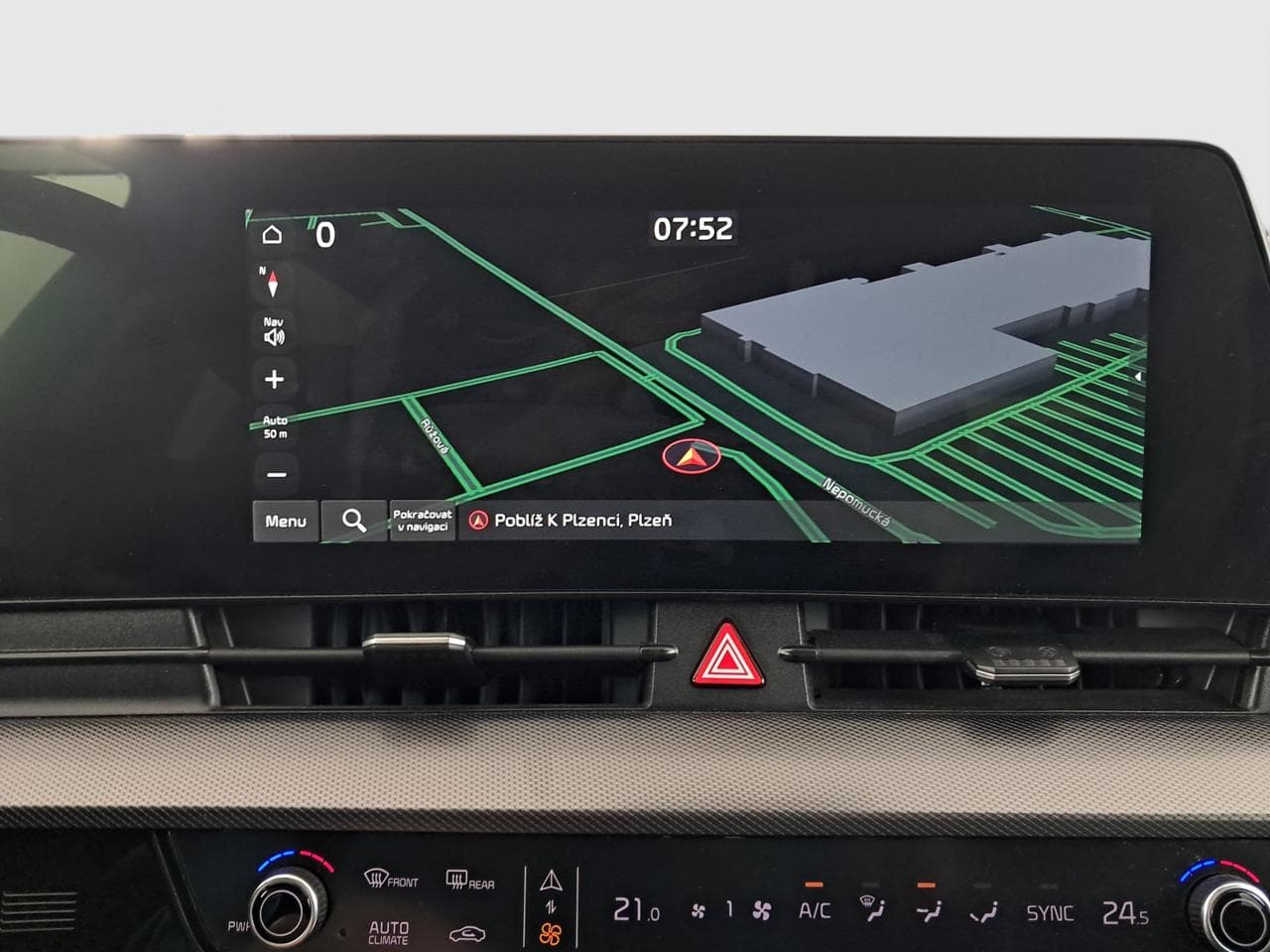 2022 Kia SPORTAGE - 19