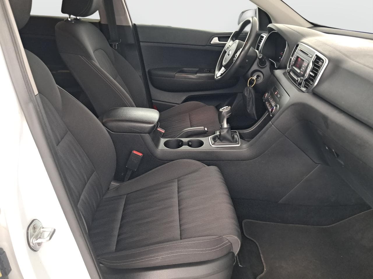 2016 Kia SPORTAGE - 12