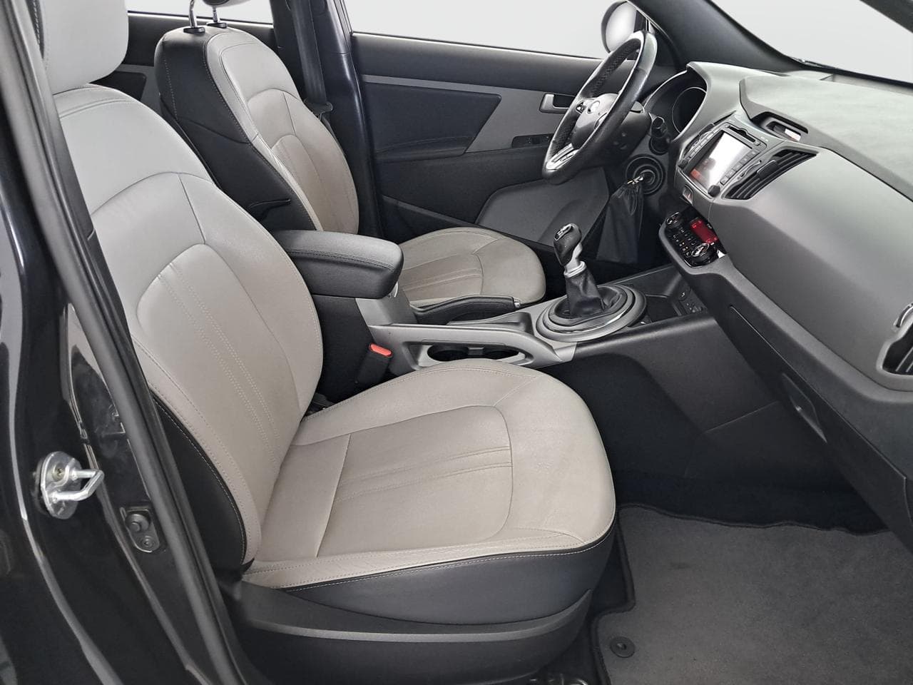 2015 Kia SPORTAGE - 12