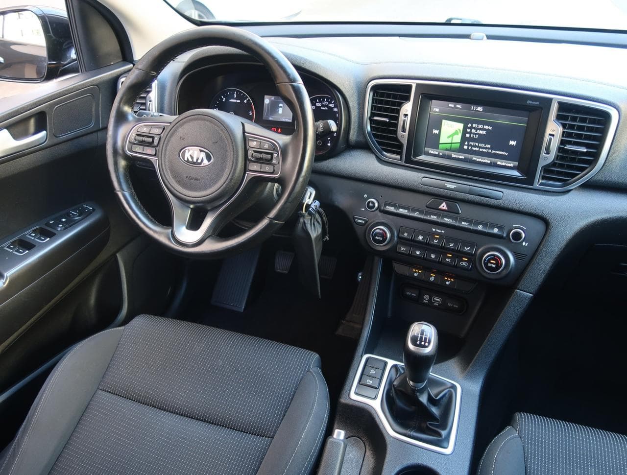 2016 Kia SPORTAGE - 9