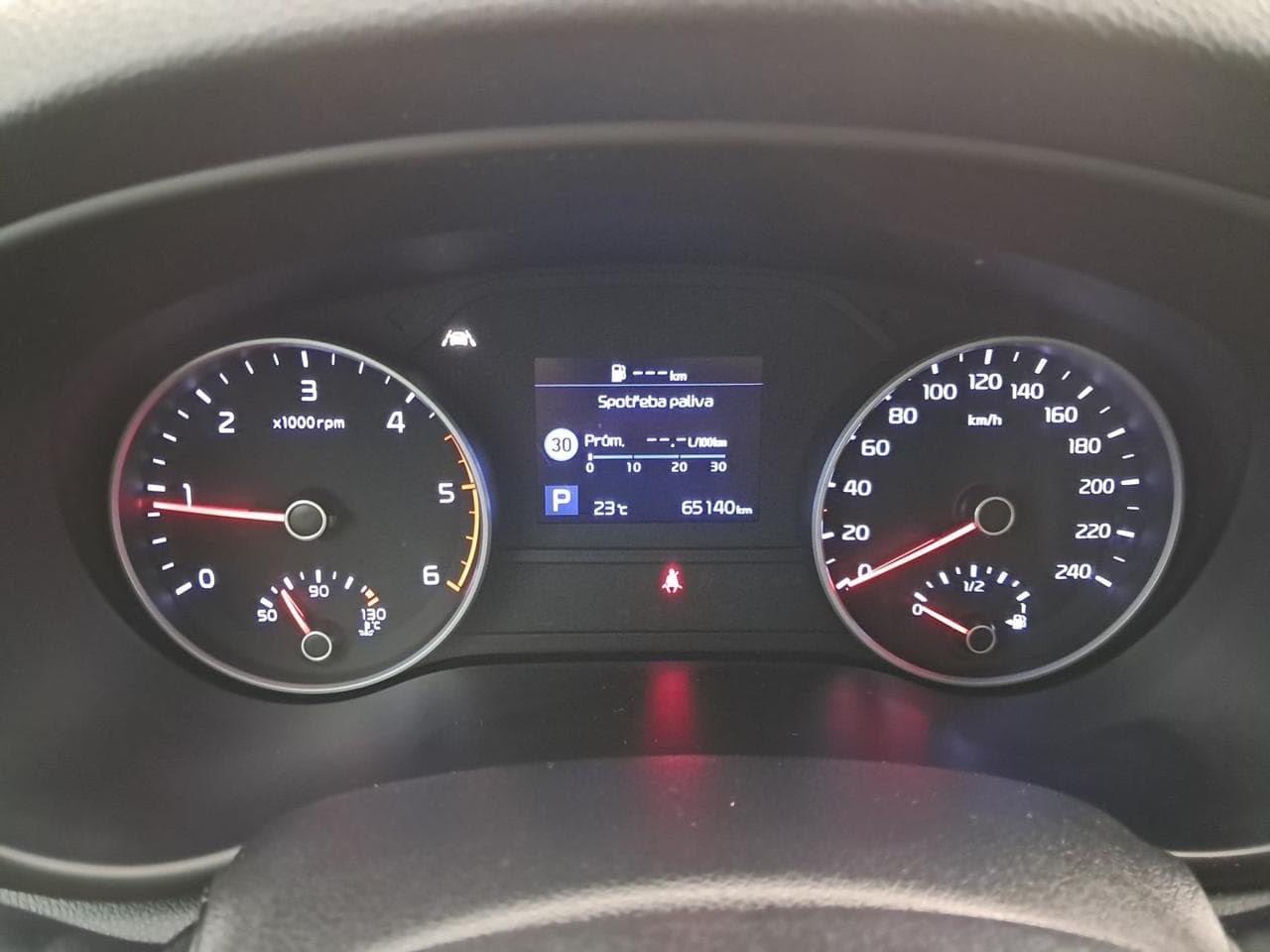 2021 Kia SPORTAGE - 17