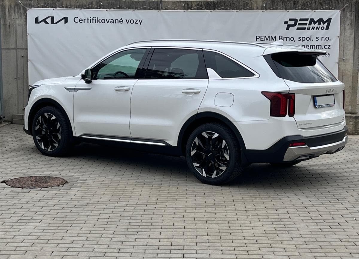 2024 Kia SORENTO - 2