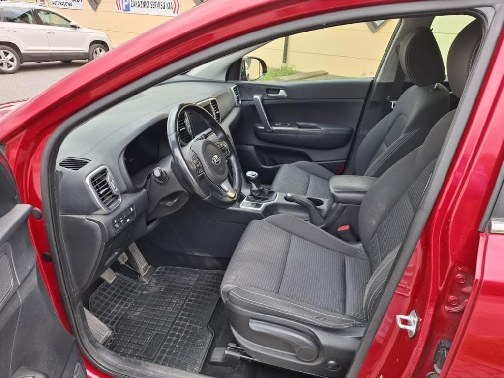 2017 Kia SPORTAGE - 10