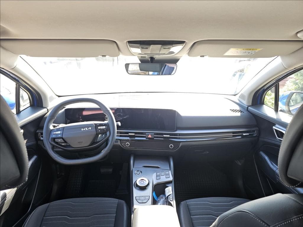 2026 Kia SPORTAGE - 11