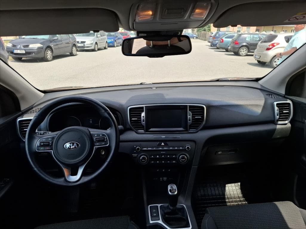 2016 Kia SPORTAGE - 11