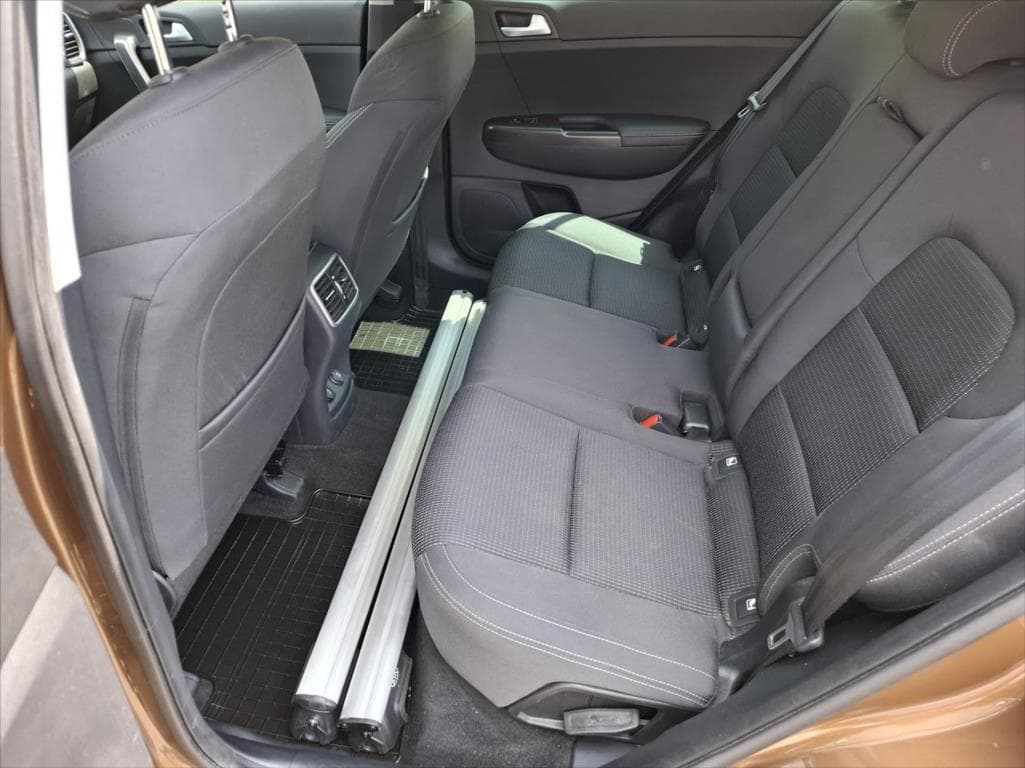 2016 Kia SPORTAGE - 12