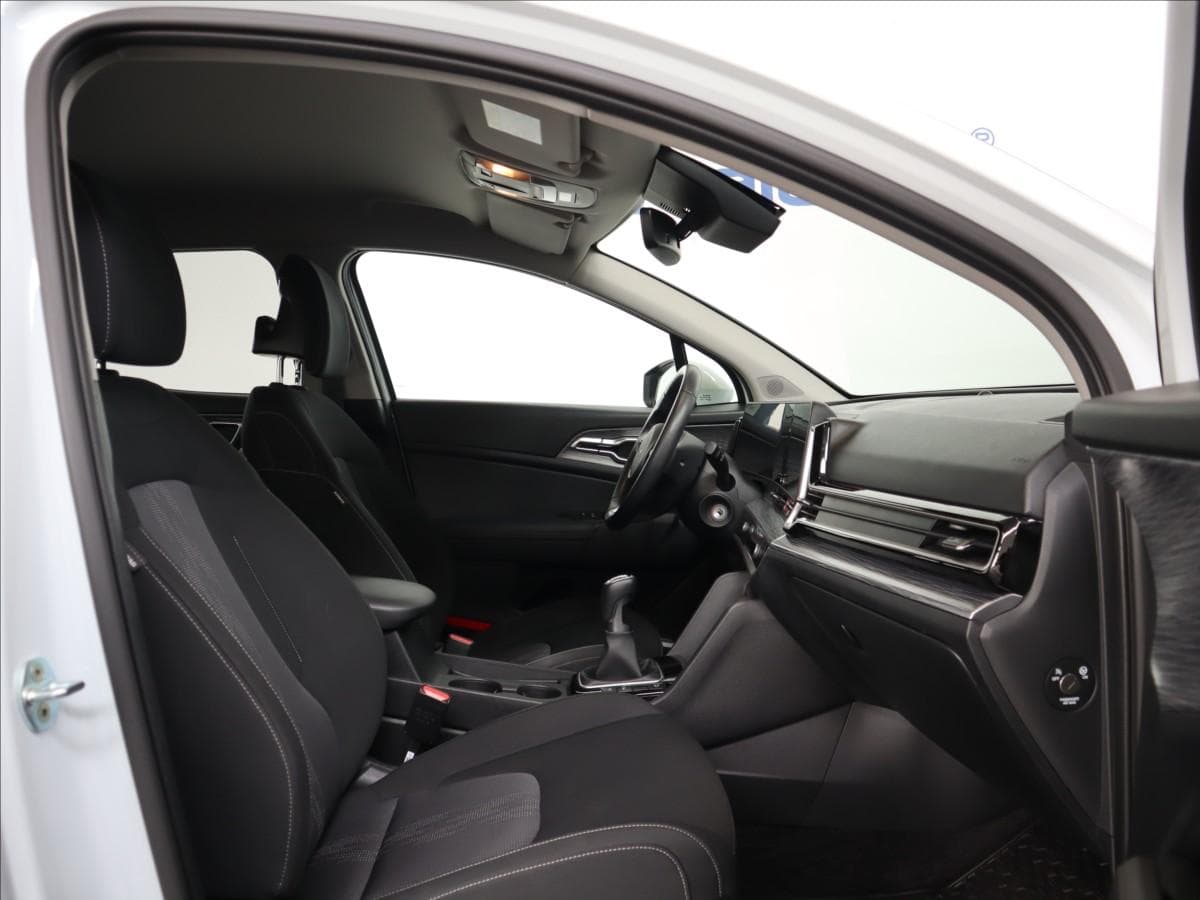 2022 Kia SPORTAGE - 10