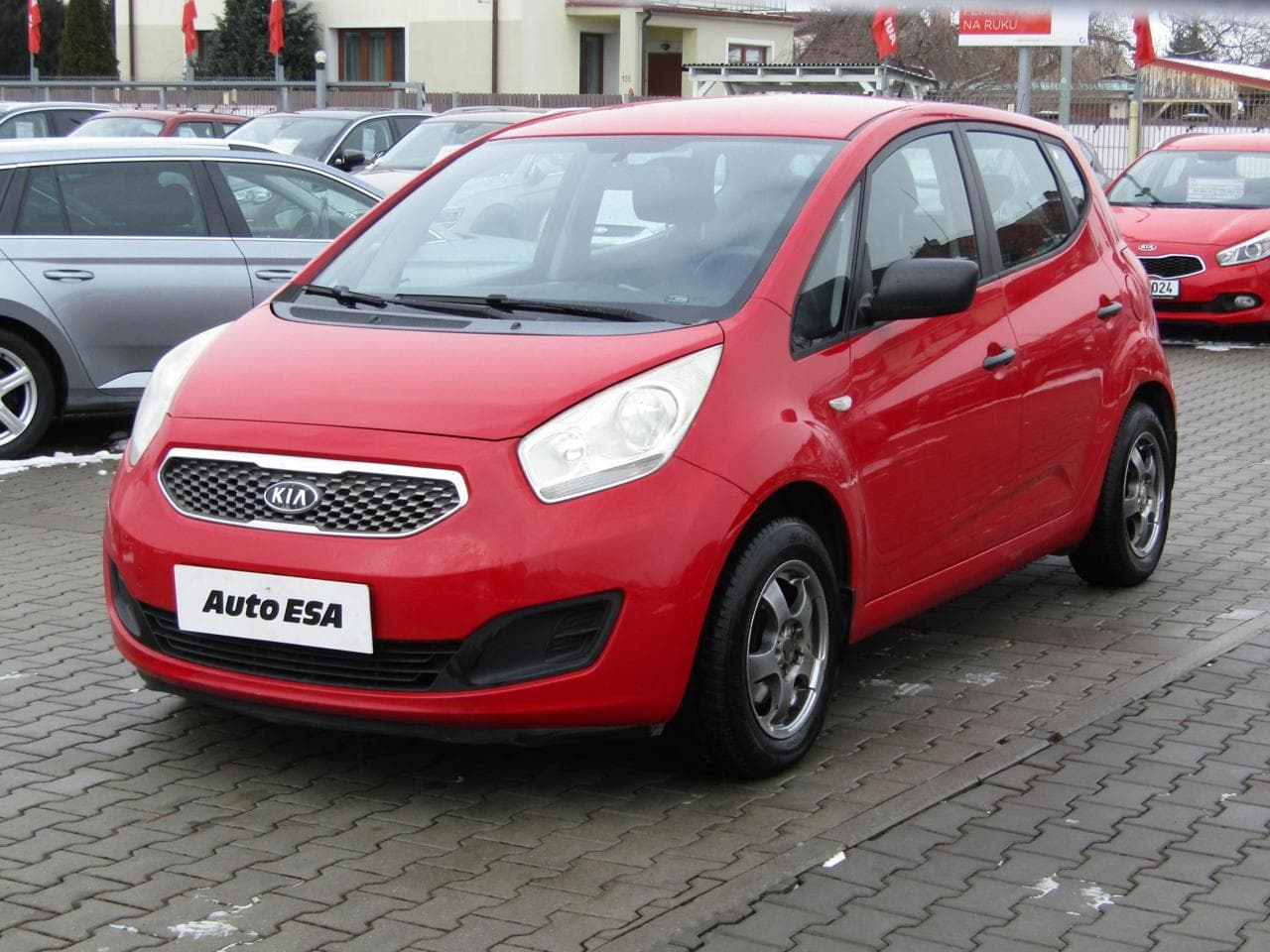 2010 Kia VENGA - 3