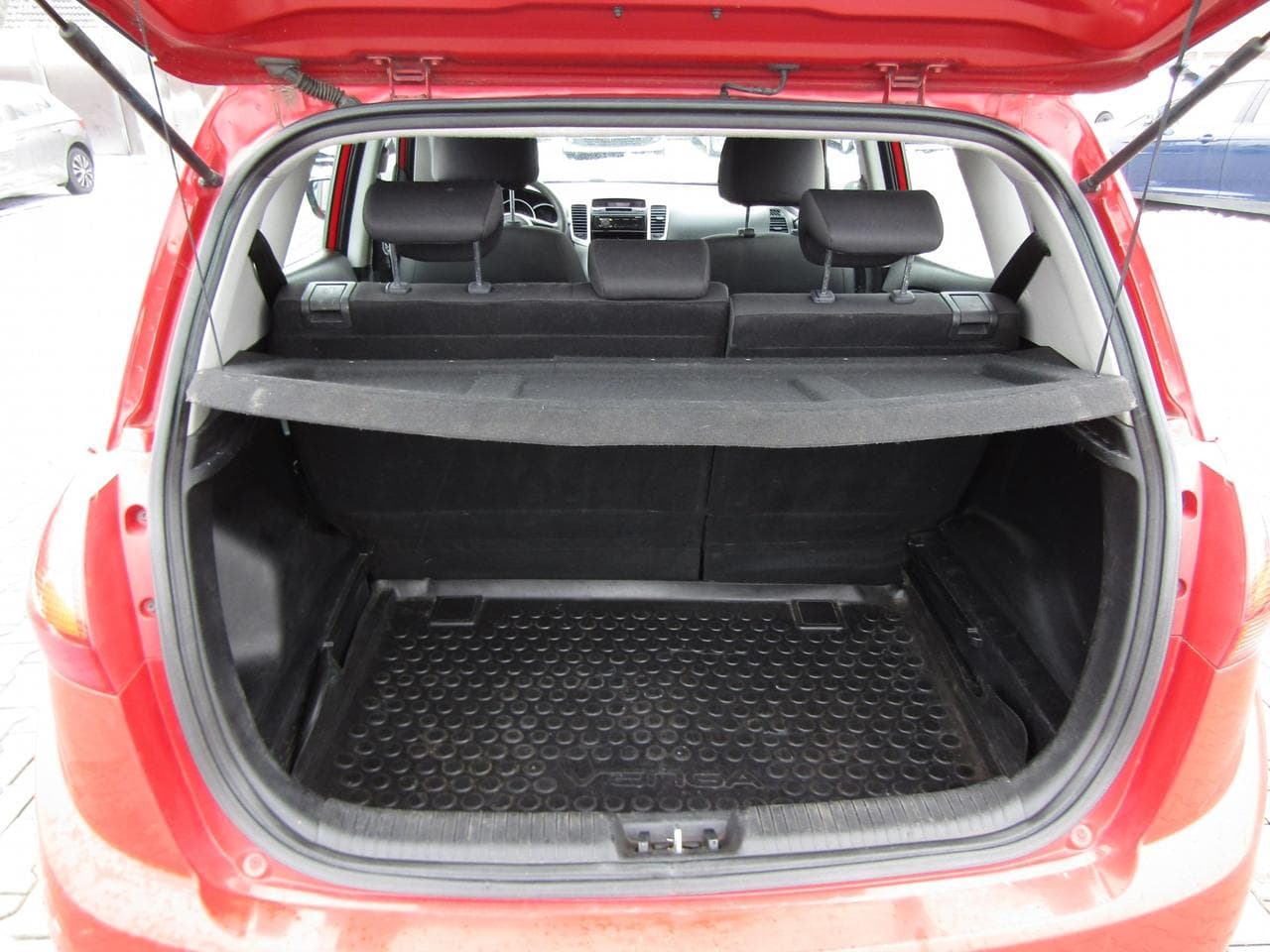 2010 Kia VENGA - 7