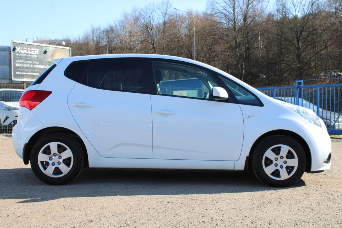 2016 Kia VENGA - 4